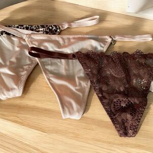Victoria’s Secret Lace-trim V-String panties